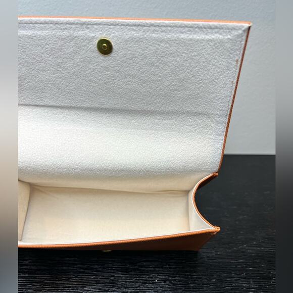 🆕 NWOT Tory Burch Sunglasses Case Orange with Gold Emblem Logo Leather Like - Picture 11 of 11